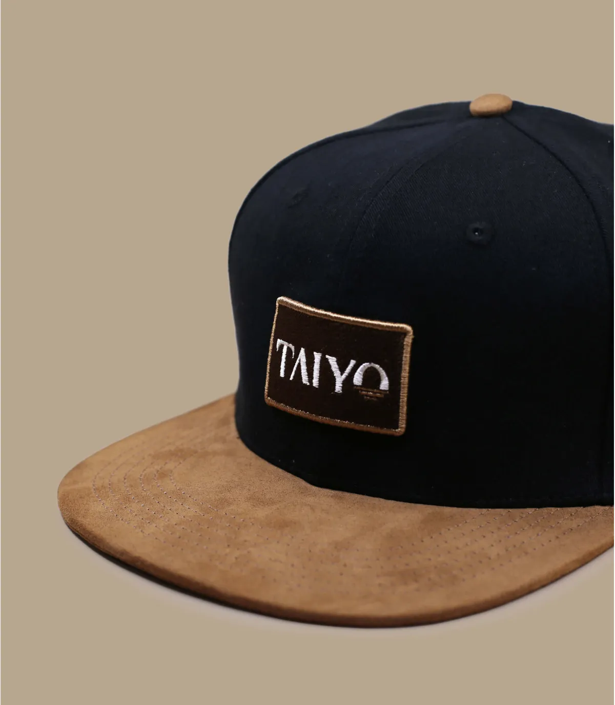 cappellino snapback nero ecoBadge Logo Snapback black     